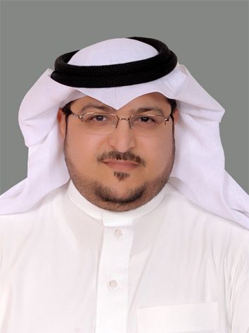 د. بندر العسيري يحتفي بالمعلم